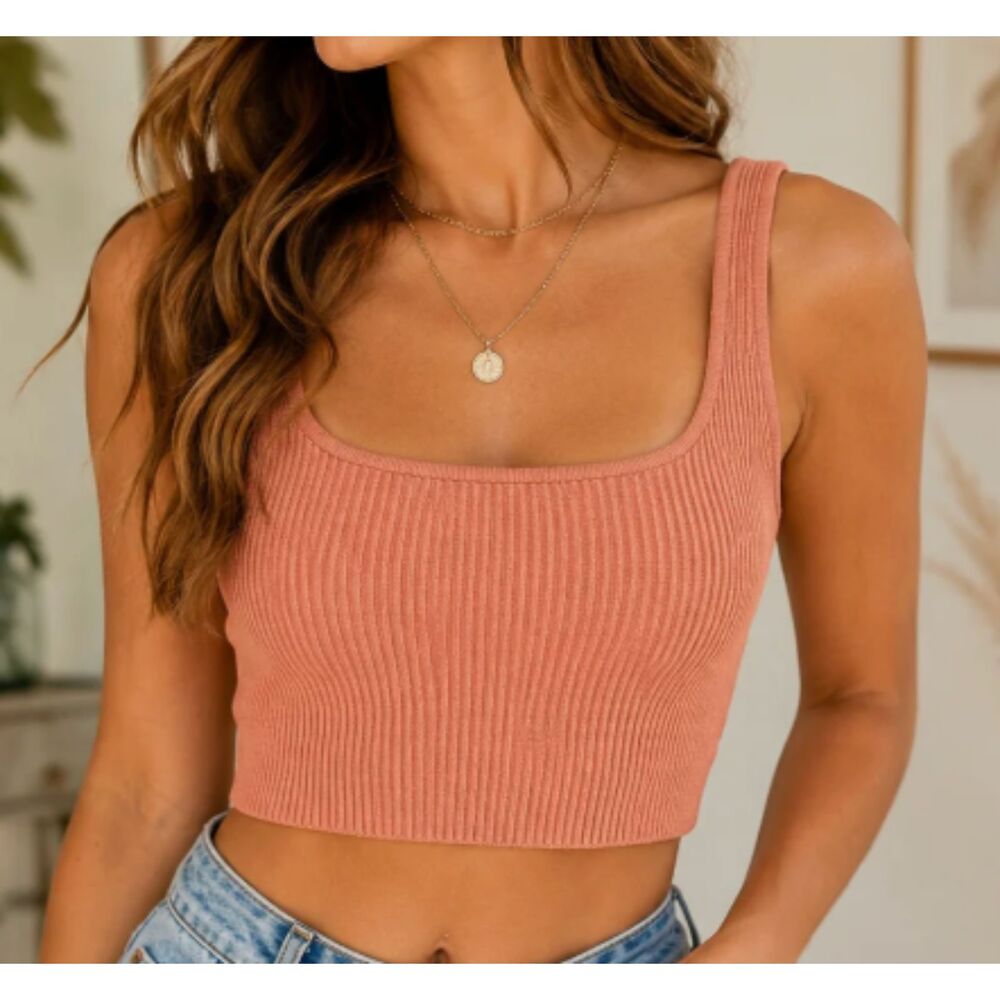 Aritzia Babaton Sculpt Knit Cropped Tank Top Peach Ribbed Size Small